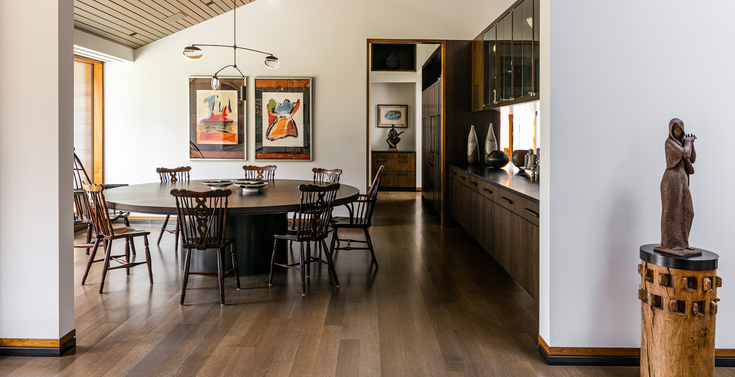 Port View dining room